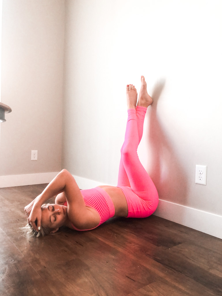 hot pink leggings & matching sports bra